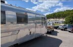Thumbnail Photo 4 for 1968 Airstream Sovereign