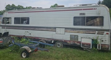 1985 Winnebago Chieftain
