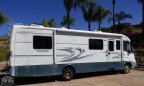 Thumbnail Photo 2 for 1999 Holiday Rambler Vacationer