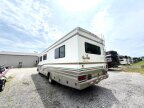 Thumbnail Photo 4 for 2000 Fleetwood Bounder