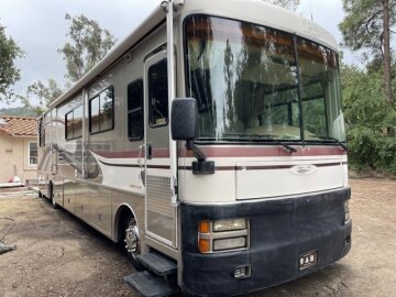 2000 Fleetwood Discovery