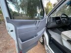 Thumbnail Photo 6 for 2000 Winnebago Rialta 22QD