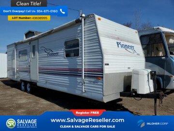 2001 Fleetwood Pioneer