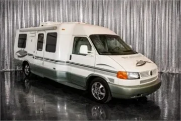 2001 Winnebago Rialta
