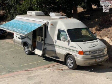 Photo 1 for 2002 Winnebago Rialta