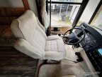 Thumbnail Photo 3 for 2004 Winnebago Brave