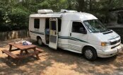 2004 Winnebago Rialta 22QD