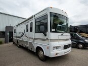 2004 Winnebago Sightseer
