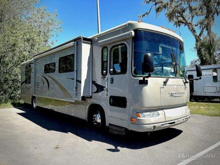 Photo 1 for 2005 Gulf Stream Crescendo 8386