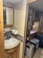 Thumbnail Photo 6 for 2005 Newmar Mountain Aire for Sale by Owner