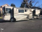 Thumbnail Photo 3 for 2005 Winnebago Vectra