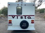Thumbnail Photo 5 for 2005 Winnebago Vista