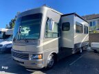 Thumbnail Photo 3 for 2006 National RV Dolphin
