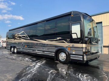 2006 Prevost XLII