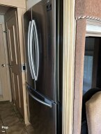Thumbnail Photo 2 for 2006 Winnebago Adventurer 35A
