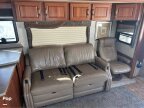 Thumbnail Photo 5 for 2006 Winnebago Vectra