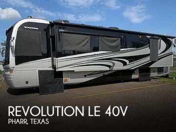 2007 Fleetwood Revolution