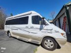 Thumbnail Photo 3 for 2007 Leisure Travel Vans Free Spirit