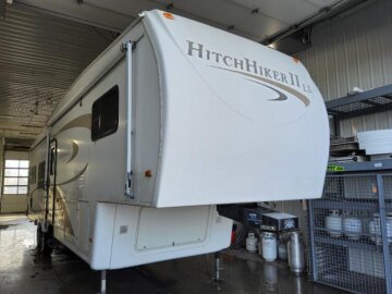 2007 NuWa Hitchhiker II