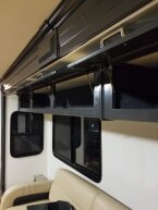 Thumbnail Photo 3 for 2008 Fleetwood Discovery 40X for Sale by Owner