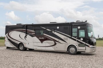 2008 Tiffin Allegro Bus