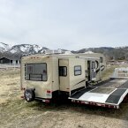 Thumbnail Photo 2 for 2009 Keystone Cougar for Sale by Owner