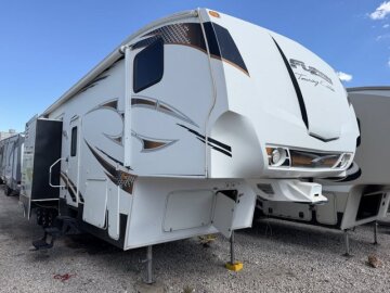 2009 Keystone Fuzion