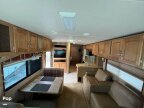 Thumbnail Photo 6 for 2009 Winnebago Adventurer
