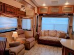 Thumbnail Photo 2 for 2010 JAYCO Eagle for Sale by Owner