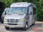 Thumbnail Photo 4 for 2010 Leisure Travel Vans Freedom