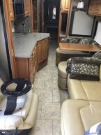 Thumbnail Photo 1 for 2010 Tiffin Allegro Bay