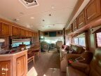 Thumbnail Photo 2 for 2010 Winnebago Adventurer