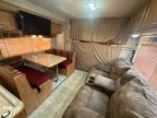 Thumbnail Photo 6 for 2010 Winnebago Chalet