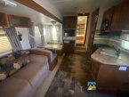 Thumbnail Photo 5 for 2011 Coachmen Chaparral
