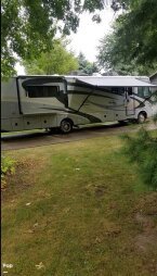Thumbnail Photo 1 for 2011 Fleetwood Bounder