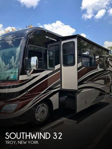 2011 Fleetwood Southwind
