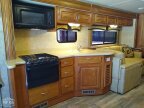 Thumbnail Photo 4 for 2011 Holiday Rambler Vacationer 36SBT