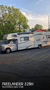 2012 Coachmen Freelander
