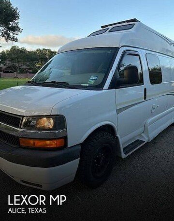 2012 Pleasure-way Lexor
