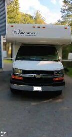 Thumbnail Photo 3 for 2013 Coachmen Freelander