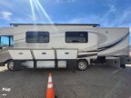 Thumbnail Photo 3 for 2013 Fleetwood Bounder 33C