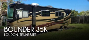 2013 Fleetwood Bounder 35K