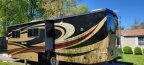 Thumbnail Photo 2 for 2013 Fleetwood Bounder 35K