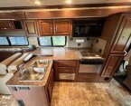 Thumbnail Photo 5 for 2013 Fleetwood Bounder