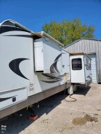 Thumbnail Photo 2 for 2013 Keystone Cougar 32RESWE