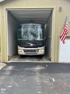 Thumbnail Photo 1 for 2014 Fleetwood Bounder 33C
