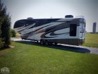 Thumbnail Photo 3 for 2014 Forest River Cardinal 3850RL