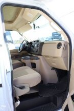 Thumbnail Photo 4 for 2014 Forest River Sunseeker 2860DS