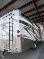 Thumbnail Photo 6 for 2014 Winnebago Adventurer 32H