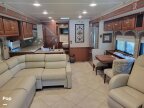 Thumbnail Photo 4 for 2014 Winnebago Adventurer